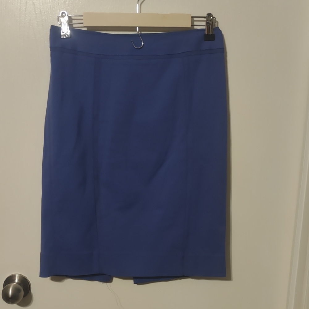 White House Black Market Periwinkle Pencil Skirt — Size 4